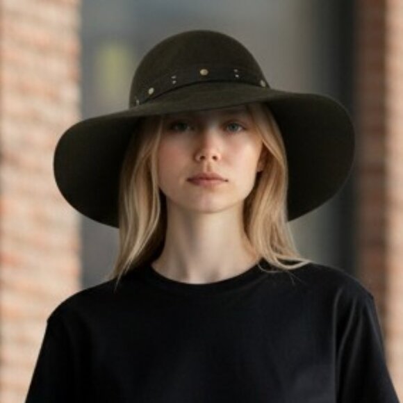 Eugenia Kim 100% Rabbit Hair Floppy hat with a studded leather band - Picture 10 of 10